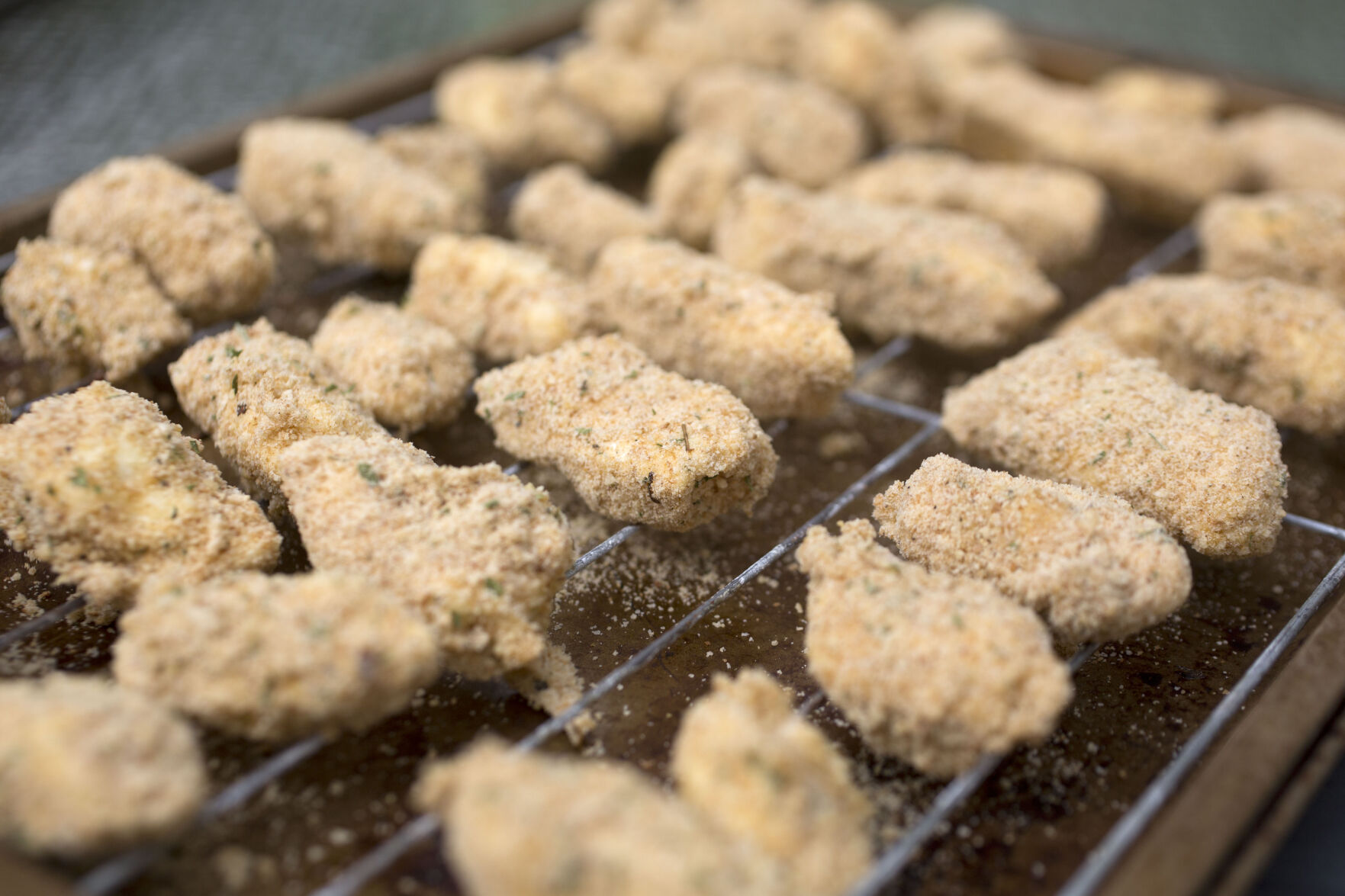 101321-owh-liv-cheesecurds-p6.jpg
